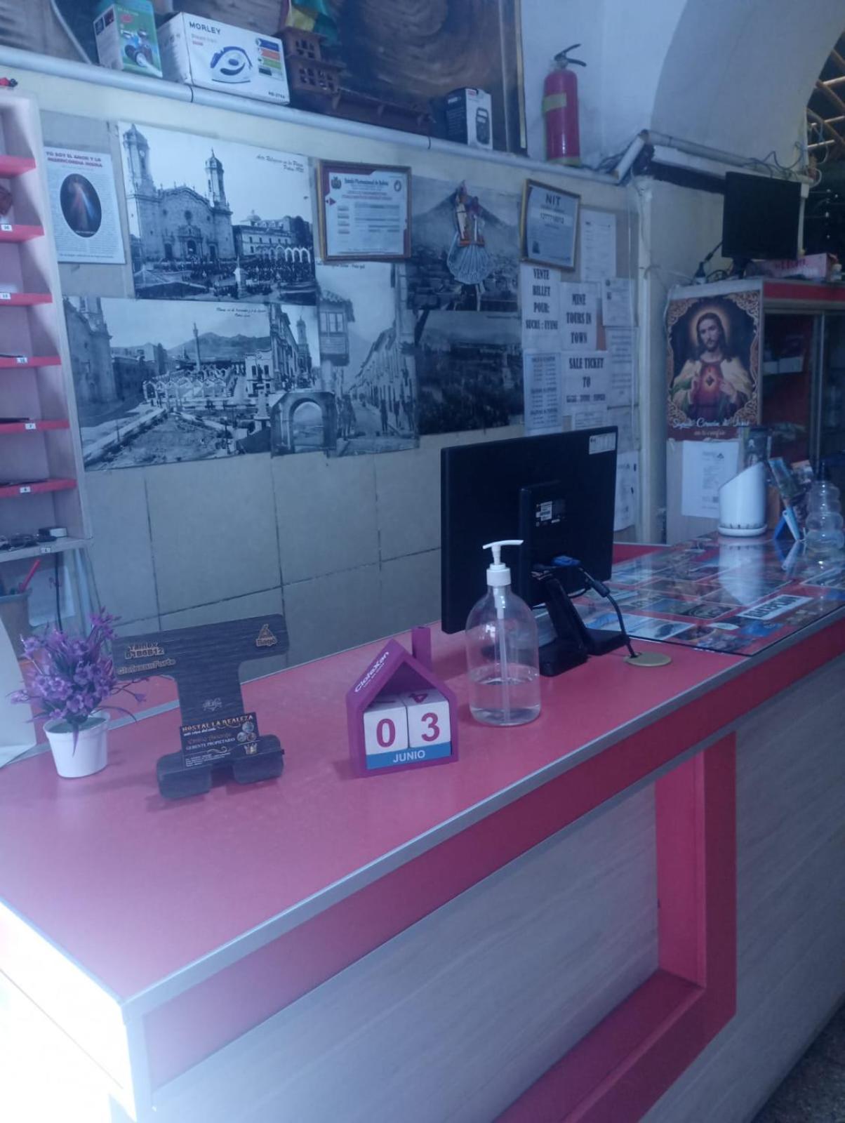 Hostal La Realeza Potosi Ngoại thất bức ảnh